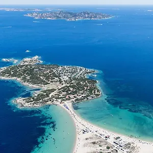 *** Campingplatz Isola Dei Gabbiani - Land Of Water Italien
